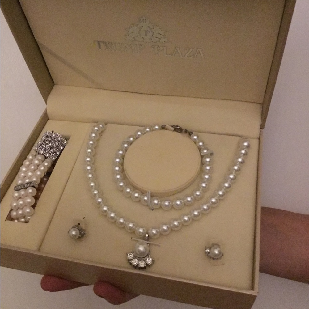 Costume pearl jewelry set.